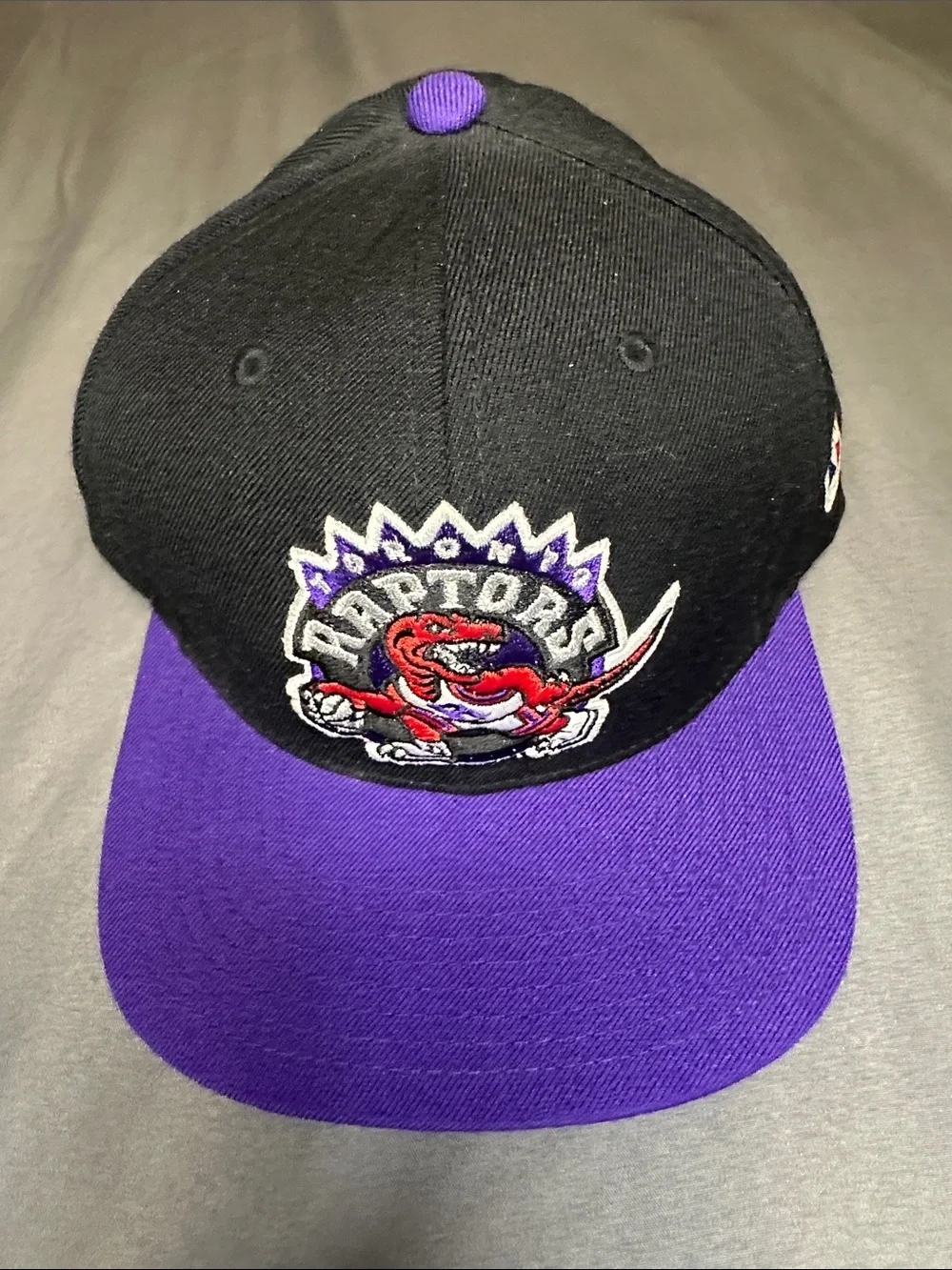 Mitchell & Ness classic toronto